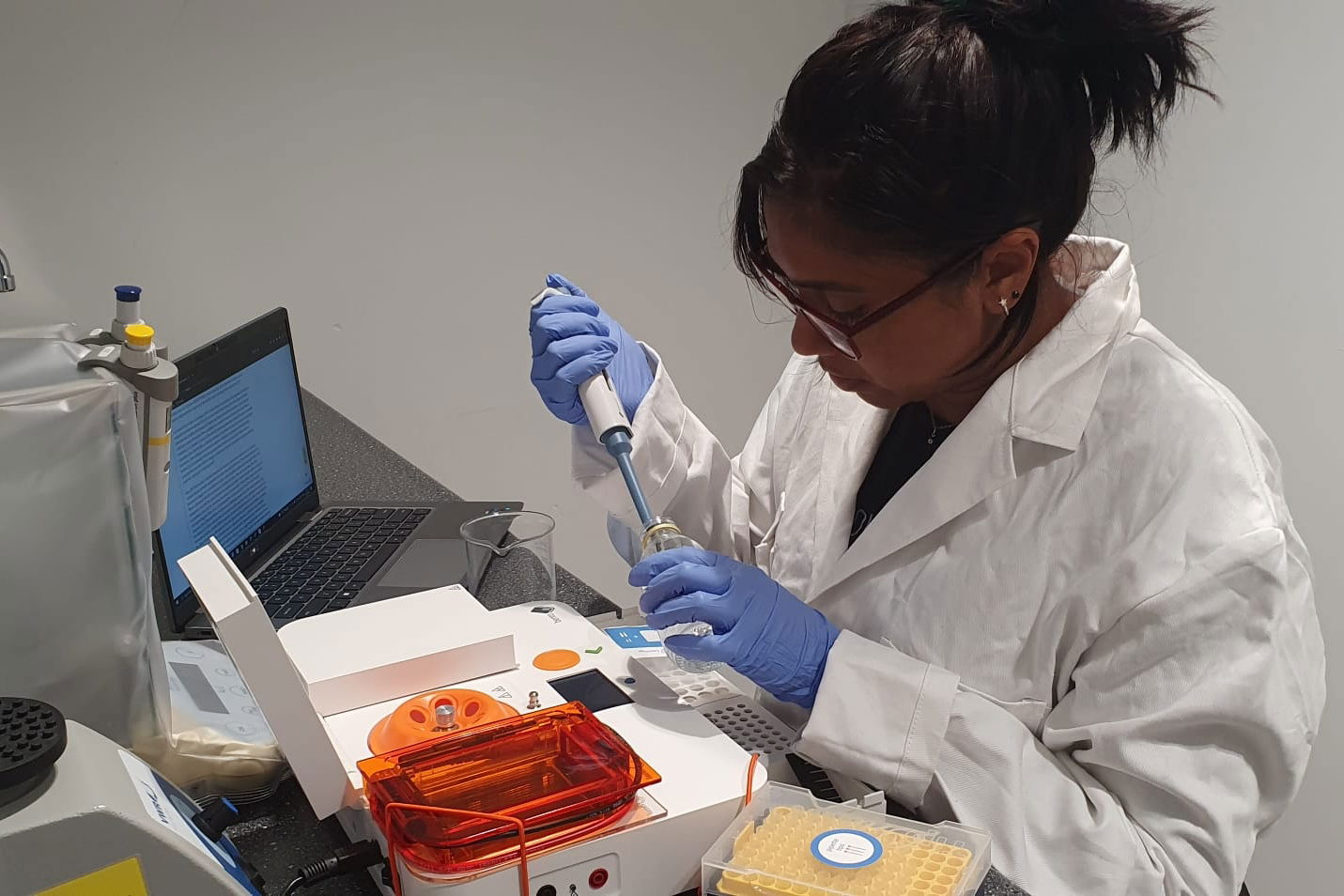 Isolating DNA for sequencing using Bento Lab