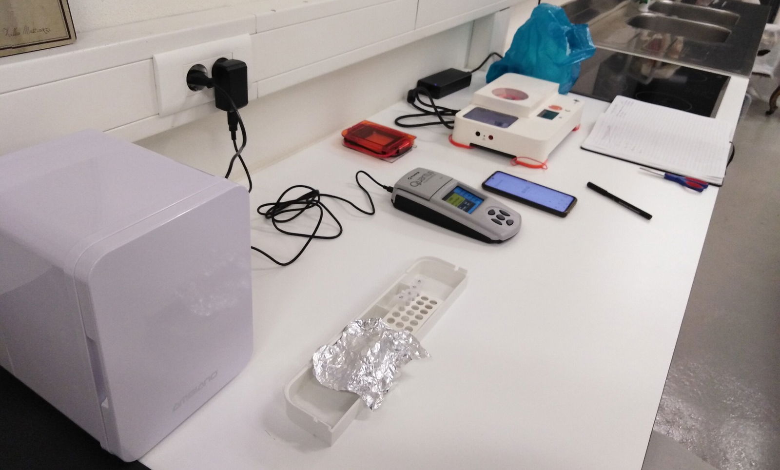 Temporary DNA lab set-up at the museum